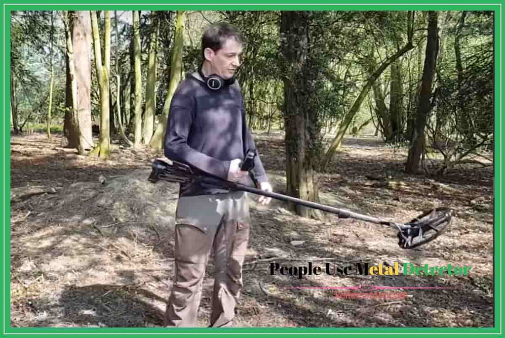 People Use Metal Detector